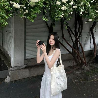 微笑的苹吉 剧照